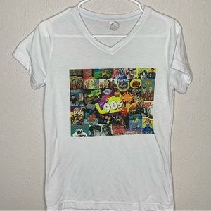 Ladies 90’s graphic art tshirt